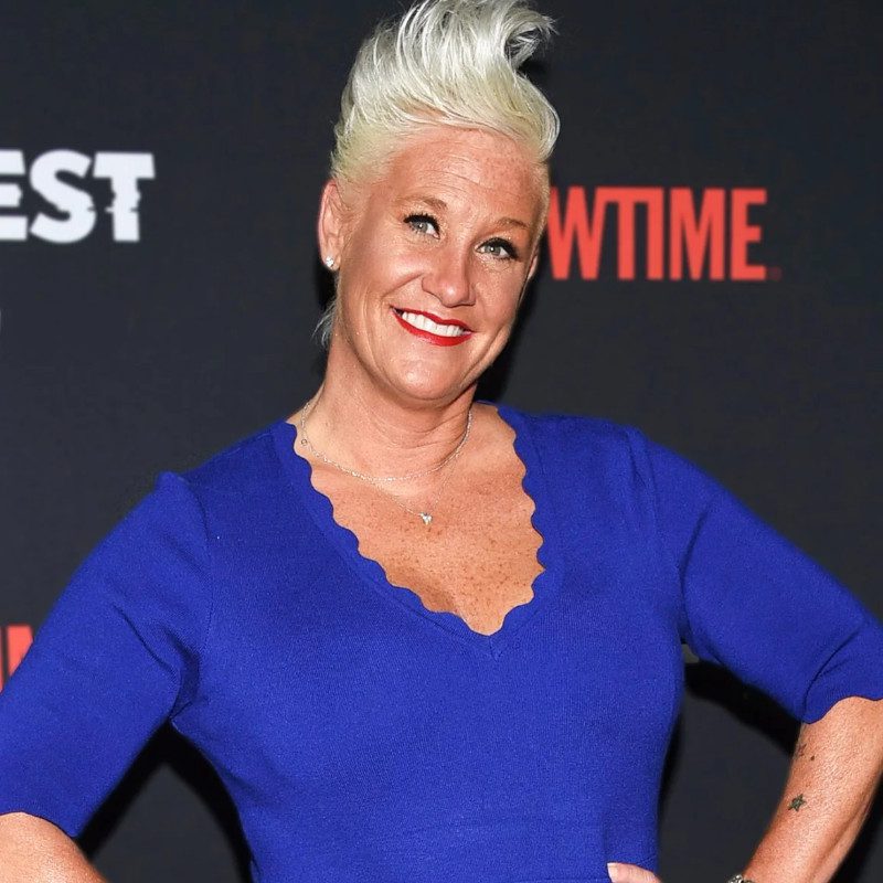 Anne Burrell Age, Net Worth, Height, Facts