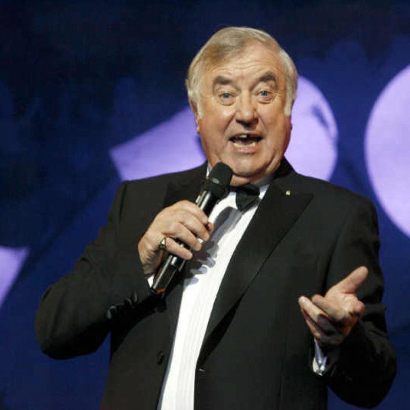 Jimmy Tarbuck Age, Net Worth, Height, Facts