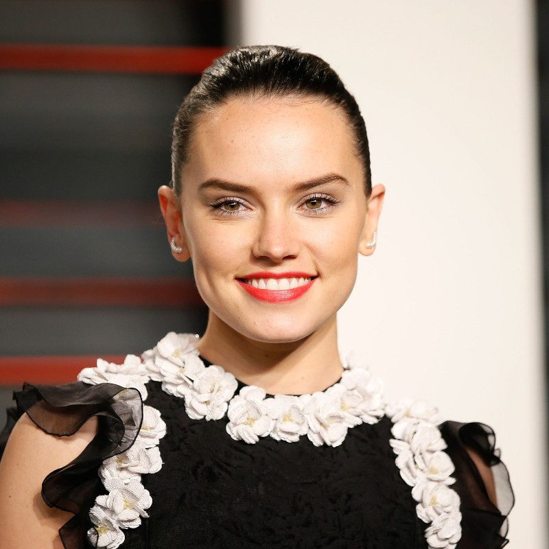 Daisy Ridley Age, Net Worth, Height, Facts
