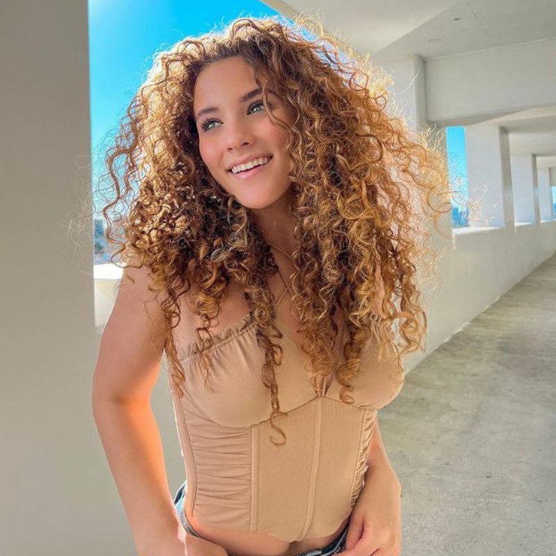 Sofie Dossi Age, Net Worth, Height, Facts