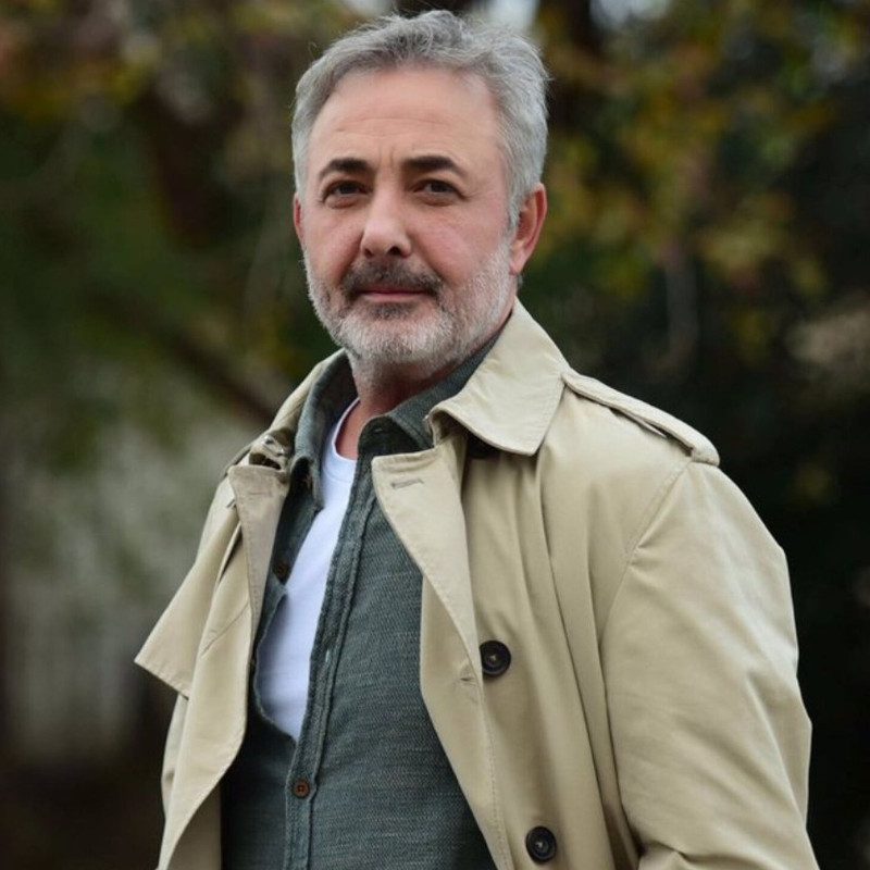 Mehmet Aslantuğ Age, Net Worth, Height, Facts